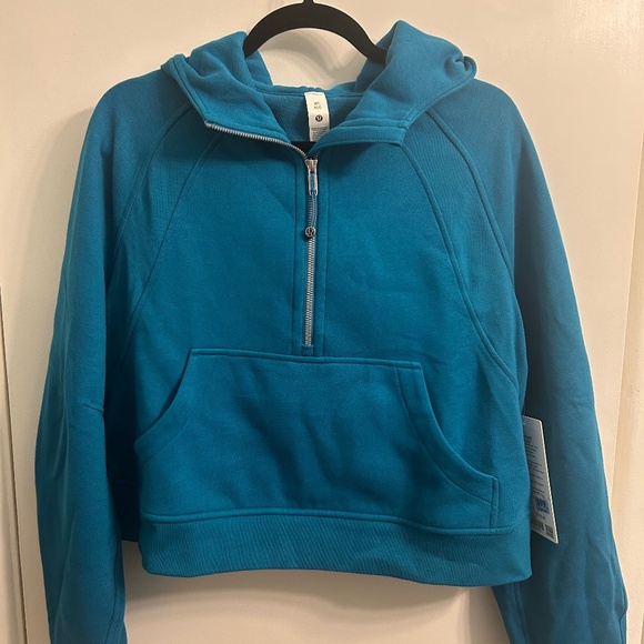 Lululemon Scuba Cropped Half Zip Size M/L - Picture 1 of 2